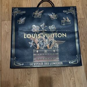 Louis Vuitton 2025 Holiday Large Gift Bag and box